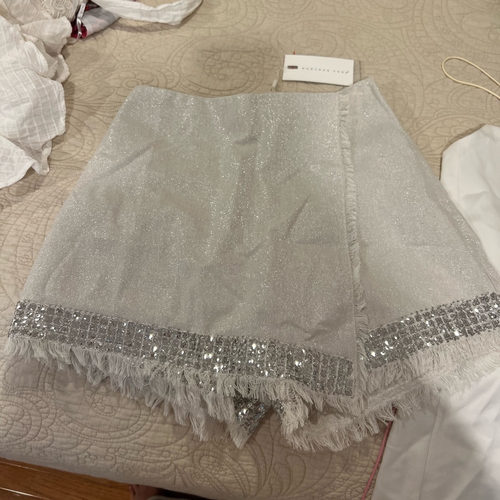 Silver skort. Brand new